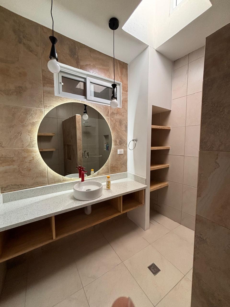Baño remodelado - Detalle de grifería